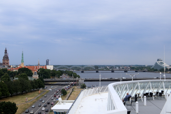 Risteillen Riikaan Silja Europalla Risteillen Riikaan Silja Europalla